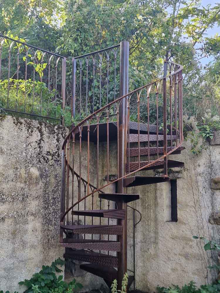 fabrication escalier métal sur-mesure Angers 9